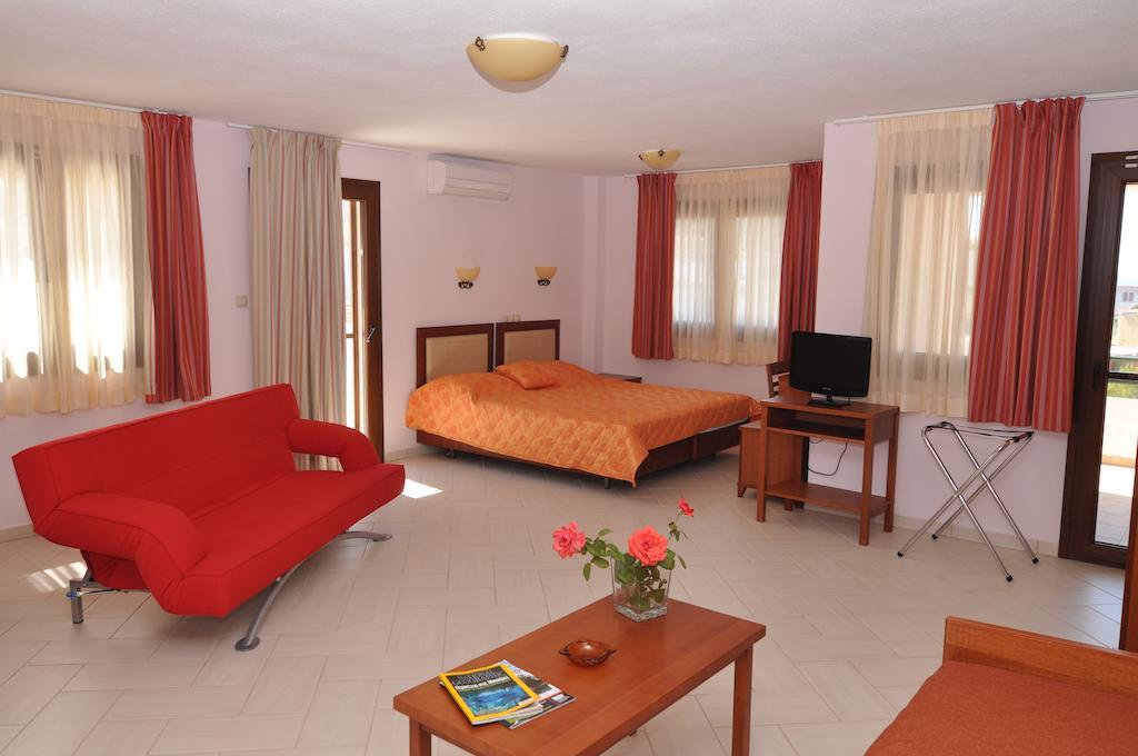 Elia Studios Skala Marion Room photo