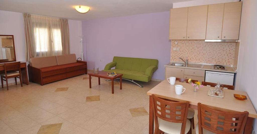 Elia Studios Skala Marion Room photo